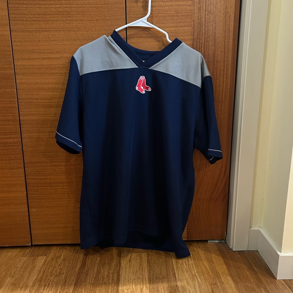 YK2 Boston Red Sox Navy and Gray V-Neck Shirt